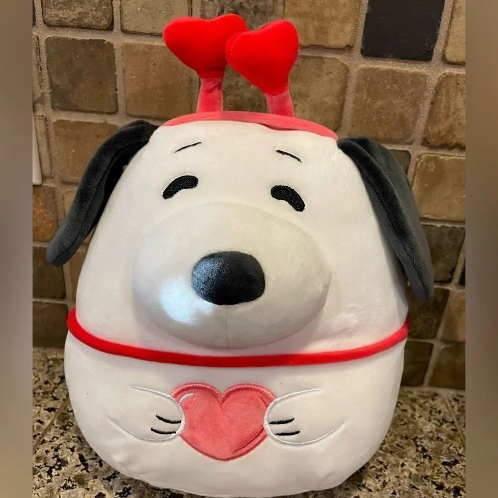 Peanuts Snoopy Hearts Squishmallow Dog Cute!
